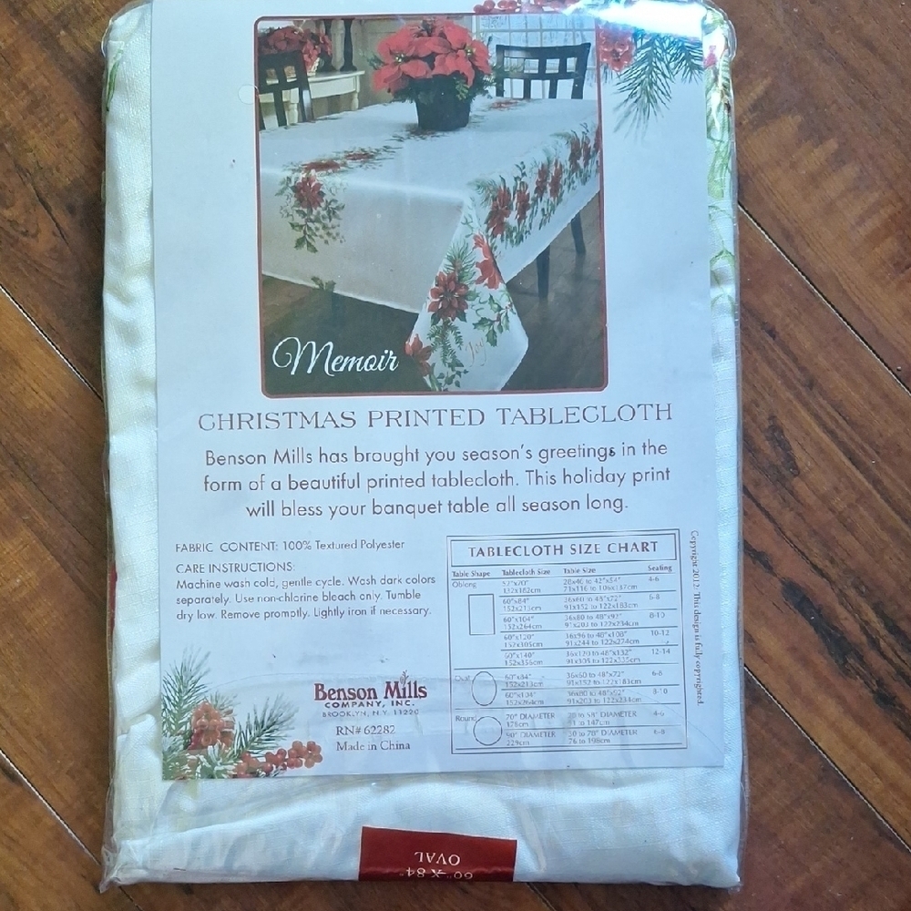 Christmas Tablecloth - White and Red